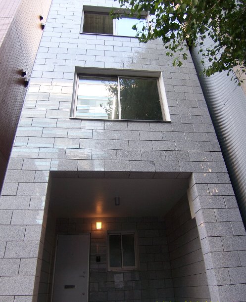 峡小建物秋葉